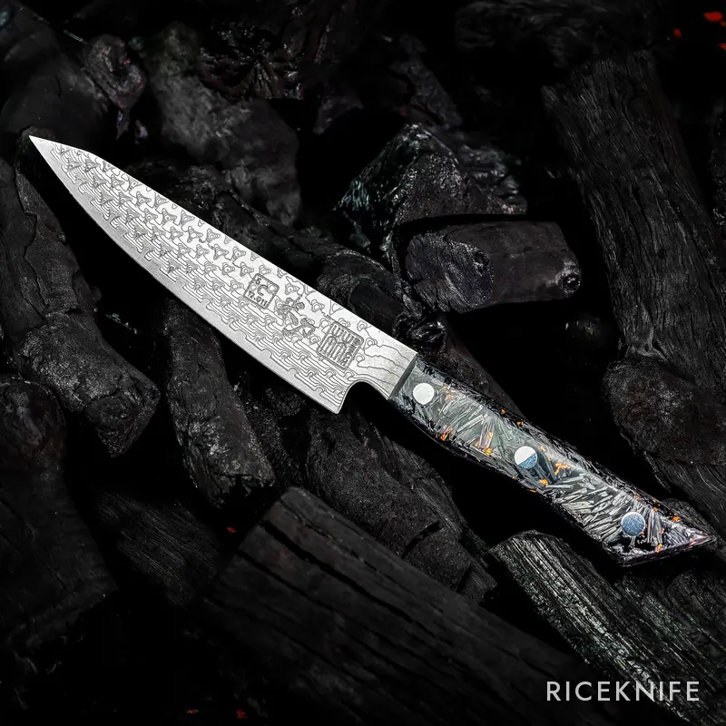 CARBON I Damascus utility knife