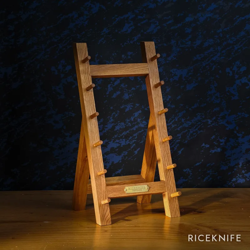 RICEKNIFE six-slot oak knife stand, empty